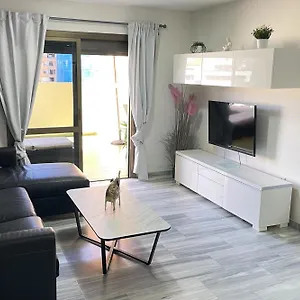  Apartamento 2 Bedroom 2 Bathroom In The Heart Of With Big Terrace And Free Parking Space Close To España